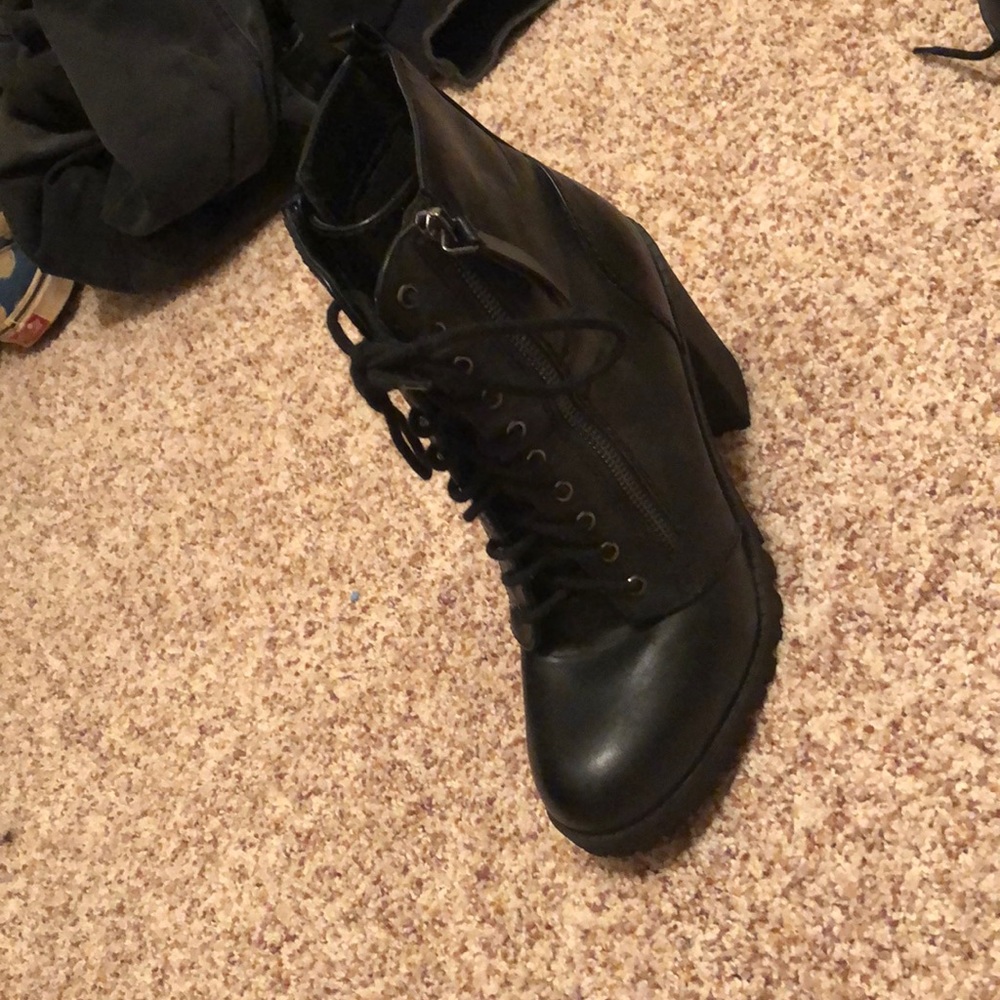 Platform boots - Picture 2 of 4